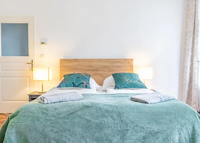 Convenient 3-Br Shared Apt, 15 Min To Landstrasse Hub