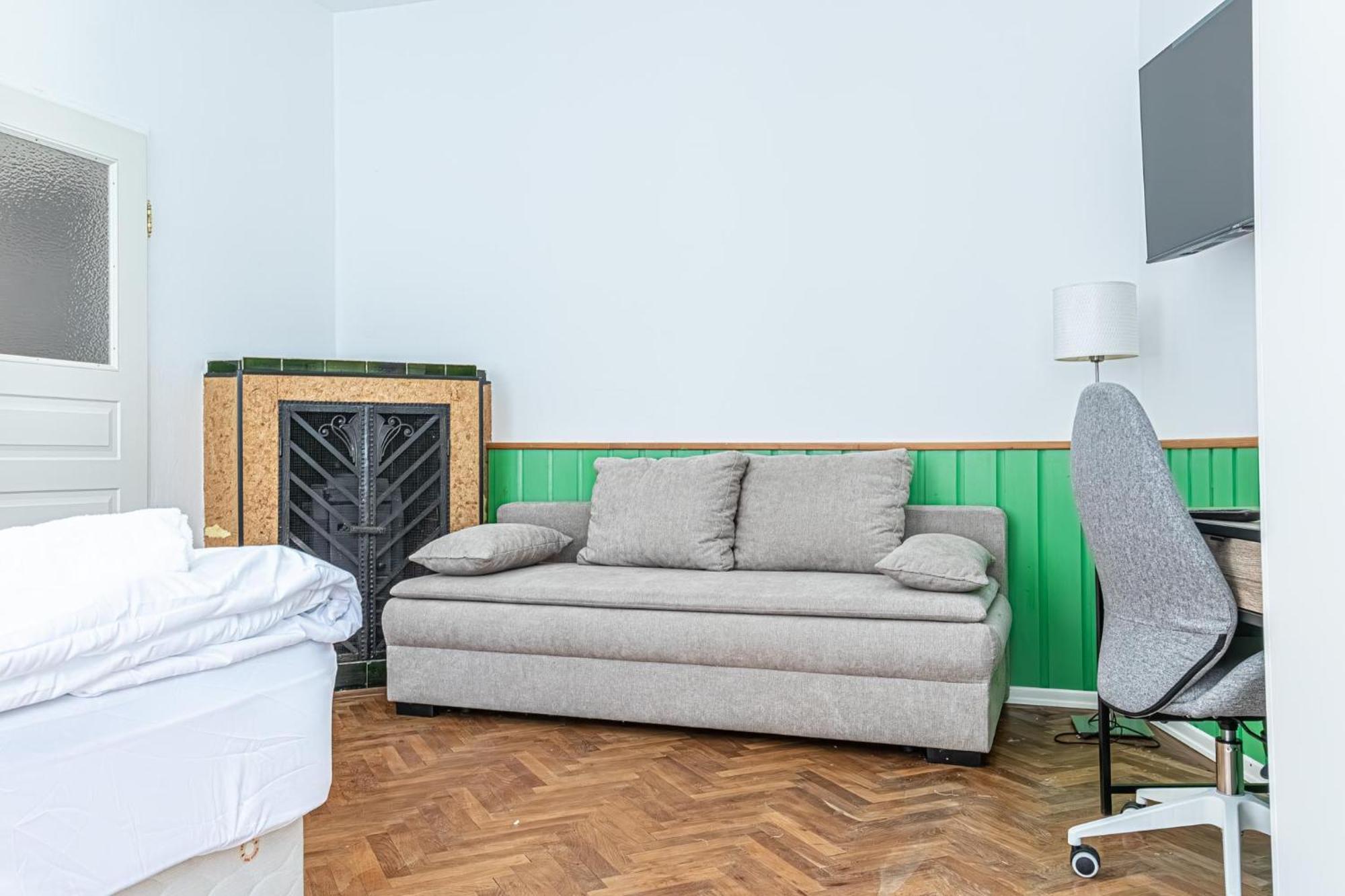 Convenient 3-br Shared Apt, 15 Min To Landstrasse Hub Apartment Vienna