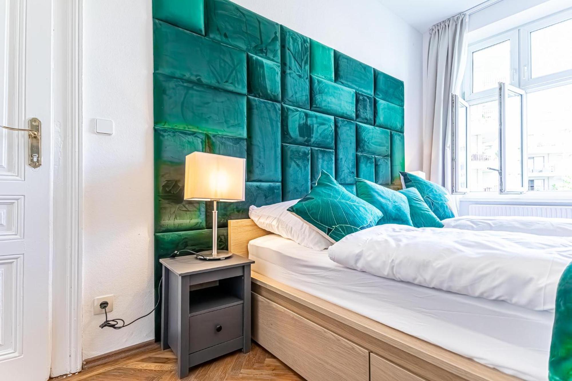 Convenient 3-br Shared Apt, 15 Min To Landstrasse Hub *