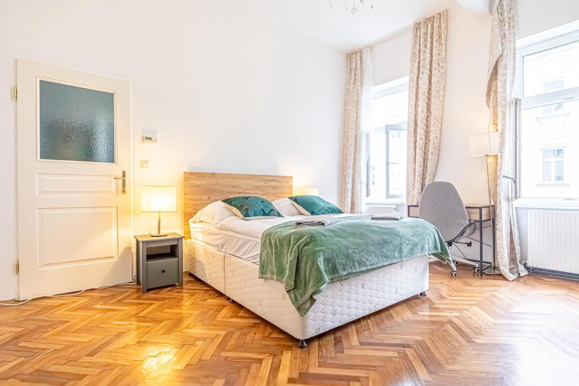 Convenient 3-br Shared Apt, 15 Min To Landstrasse Hub Vienna