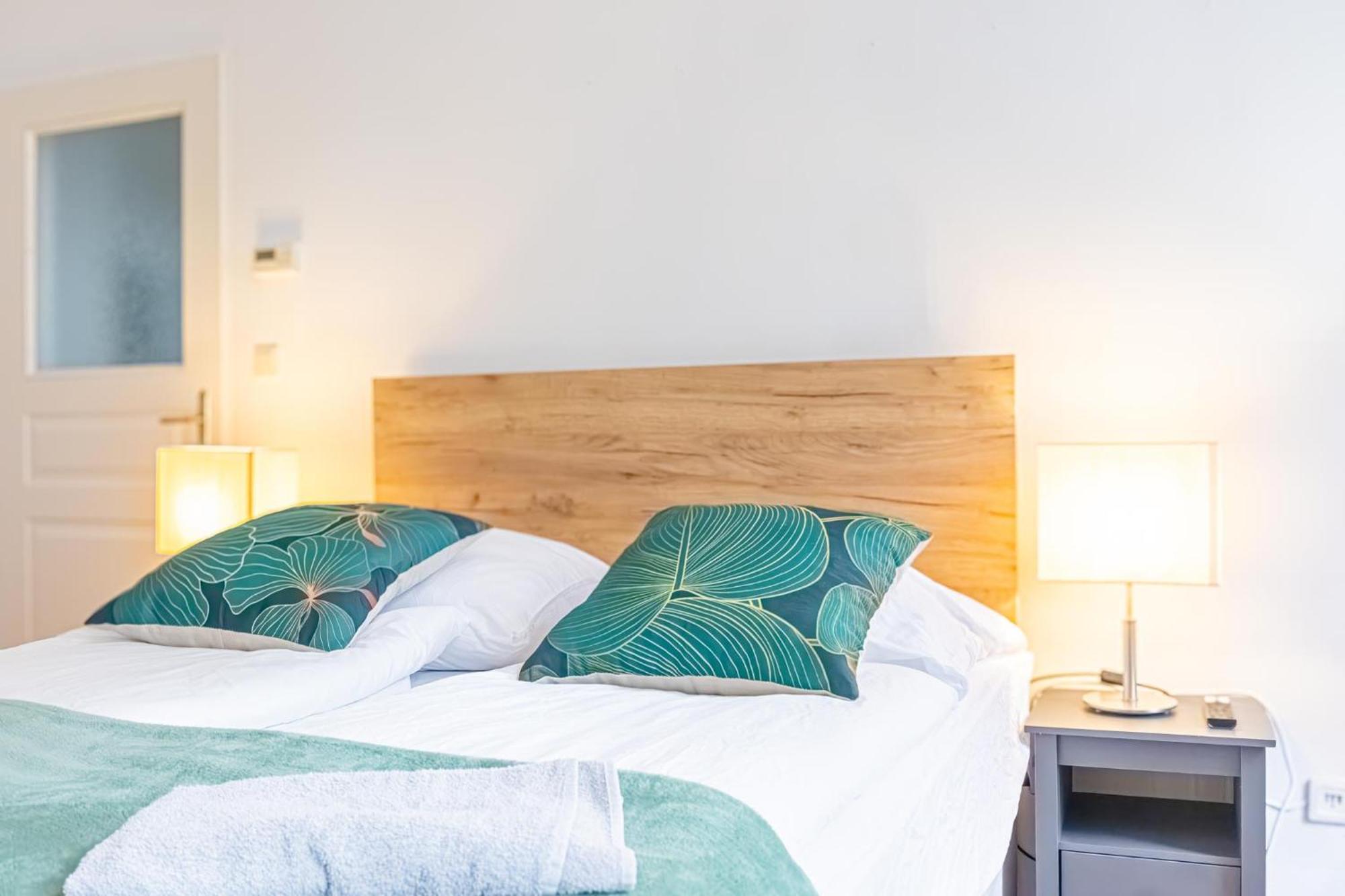 Convenient 3-br Shared Apt, 15 Min To Landstrasse Hub Apartment